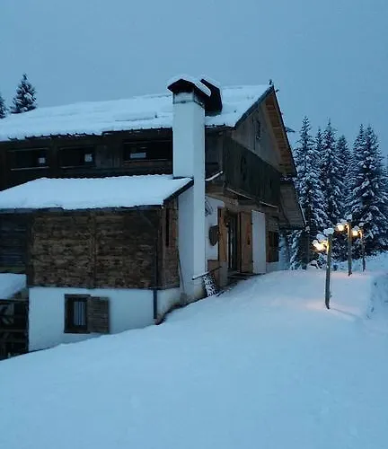 Chalet Tabiarel Bed & Breakfast