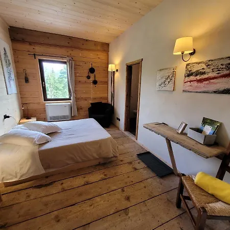 Chalet Tabiarel Bed & Breakfast