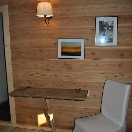 לינה וארוחת בוקר Chalet Tabiarel *