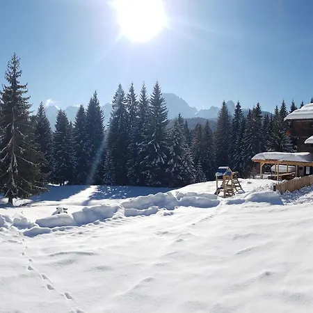 Chalet Tabiarel Bed & Breakfast Danta