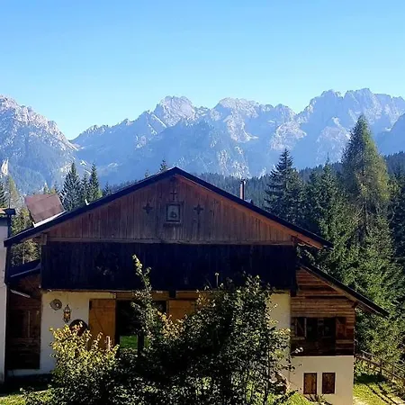 Bed & Breakfast Chalet Tabiarel Danta