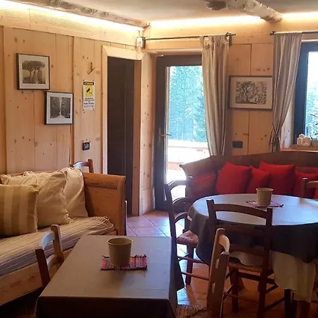 לינה וארוחת בוקר Chalet Tabiarel